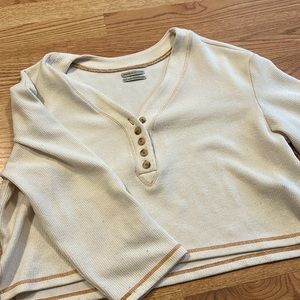 URBAN OUTFITTERS HALF BUTTON SWEATER